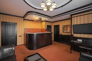 Отель Attache. Люкс 4-местный с двумя спальнями 8