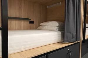 Хостел Kyiv hostel & hotel . Место в общем 4-местном номере  4