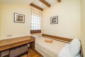 Мини-отель Petrani Nivki. Апартаменты трехместный с 2 спальнями 4